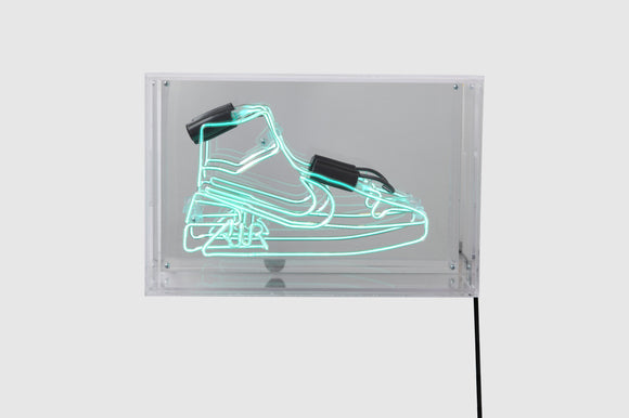 Neon Box Installation Nike - Alê Jordão